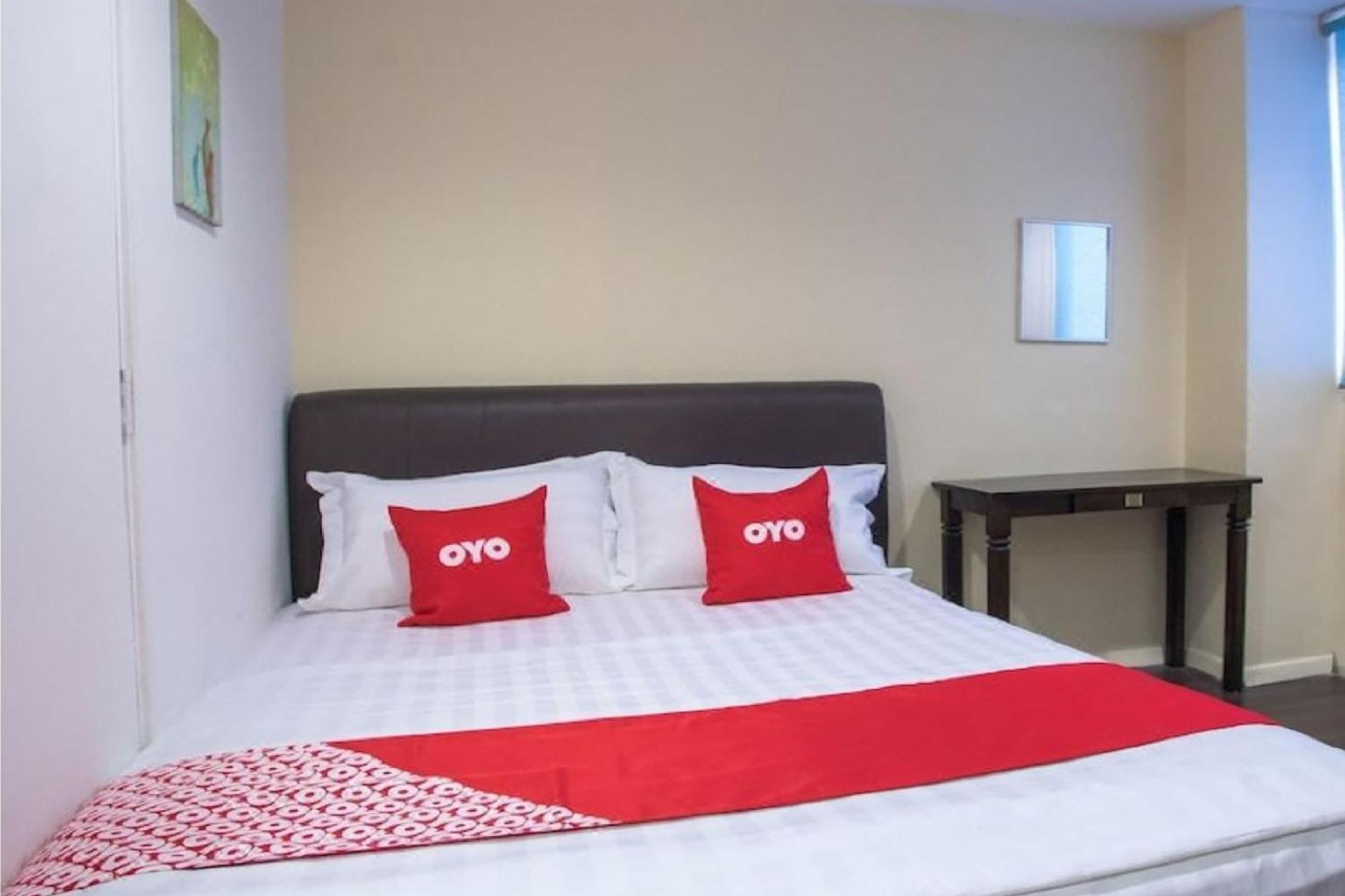 Oyo 90281 Hotel Taj Seksyen 13 Shah Alam Exterior foto